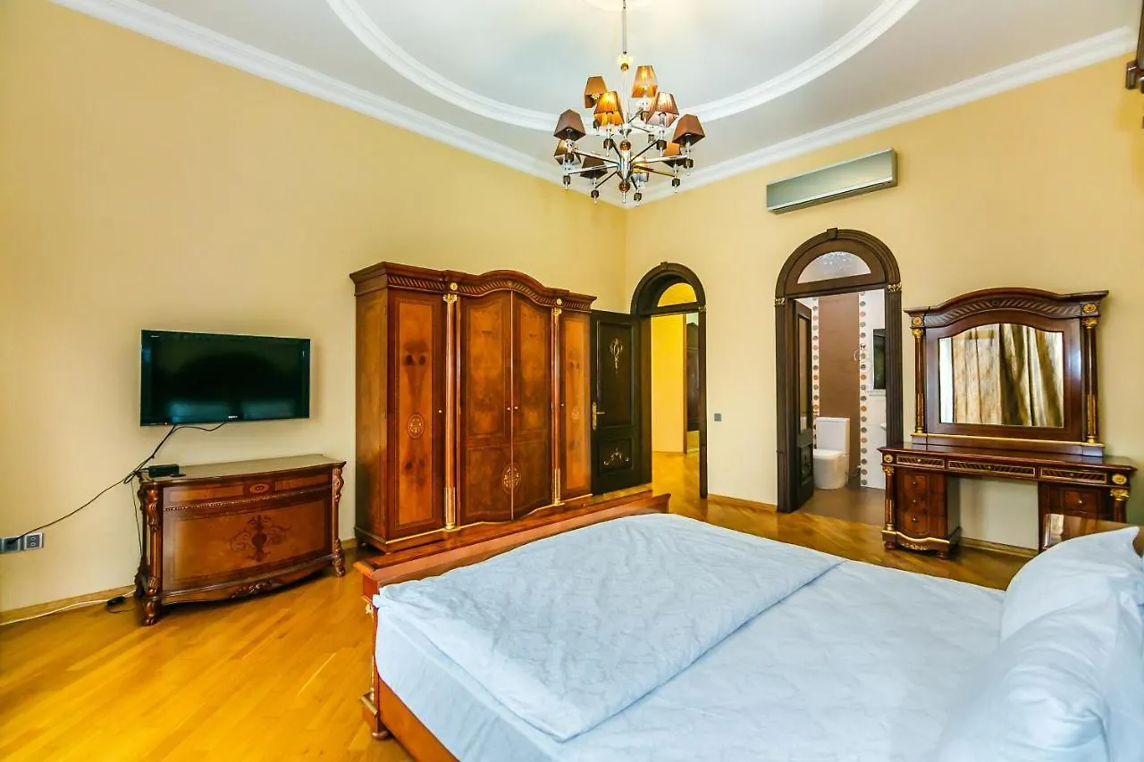 Sea View Hotel Apartment Vip Sahil Residence 5*, Baku